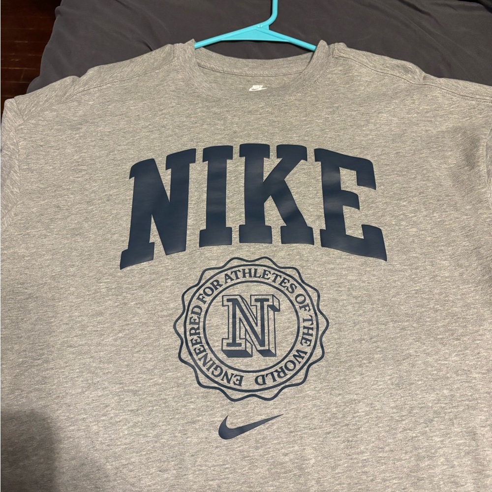 NWOT Nike oversized tshirt